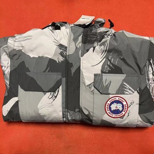 canada goose 加拿大鹅远征羽绒服灰白迷彩现货到尺