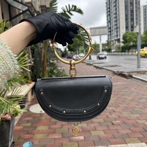 00bye_pluto淘宝chloe半月包 斜挎包0人付款980.