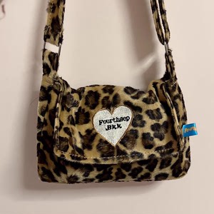 泰国bkk原创豹纹斜挎腋下包包