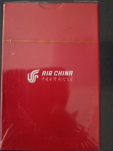 中国国际航空公司扑克，里面全图，世界各地主要标志性建筑。