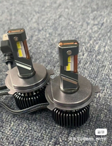 清仓处理极低价格～一对飞利浦灯珠汽车led大灯h7超亮h1h