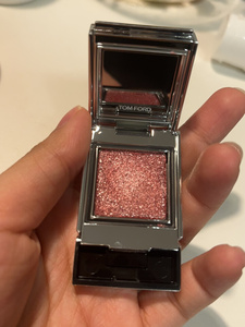 tf单色眼影15号 朋友从天猫官网给买的 仅试色 品相自观