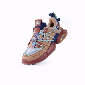 正品lng中国选手李宁联名麒麟云中现盘古运动鞋/老爹鞋,全新