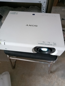 索尼cx238投影机家用办公4100流明高清1080p二手工