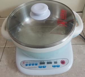 九成新正宗多星28cm七代锅智能多功能电热锅,用的时间很短