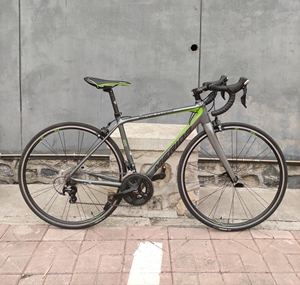 美利达公路车出租自行车出租斯特拉400tw版