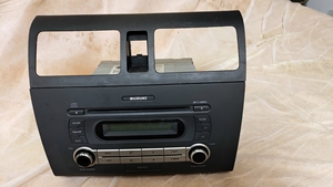 铃木雨燕cd机拆卸图图片