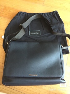 杰尼亚男包～专柜正品!