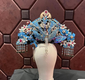 甄嬛传华妃旗头凤凰旗头,仿点翠旗头.仿点翠部分鹅毛铜胎掐丝作