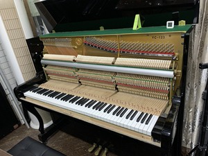 设备升级  出个韩国英昌钢琴 yc123高度 19年出厂 嘎