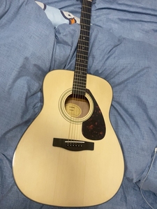 雅马哈f600吉他 刚买俩星期 无磕碰 无破损 650有意的