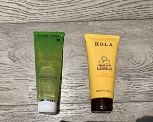 hola赫拉澳洲绵羊油温和洁面乳120ml 深层清洁 保湿不