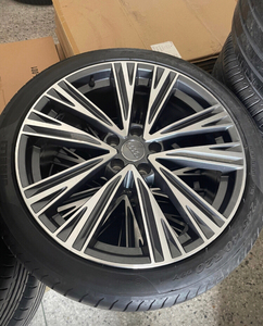 audi/奥迪奥迪a6轮毂20寸带胎 原厂正品拆车一套 轮毂