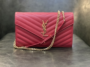 ysl圣罗兰 鱼子酱牛皮红色信封包woc链条包 红金配色