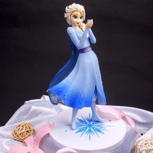 冰雪女王模型摆件