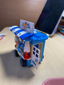 乐高积木 百吉福联名冰激淋车玩具