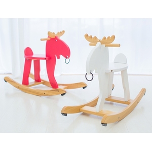 北欧摆件 宜家正品红色小木马,质量超级好,纯实木,当拍照道具