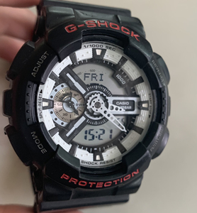 卡西欧手表黑白熊猫