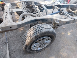 000人付款淘宝江铃驭胜s350大屏导航,拆车件包装车,具体参数不详(不