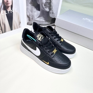 耐克 高版本空军一号a10黑白金钩 橡胶鞋底 拉帮上线工艺_阿里巴巴找