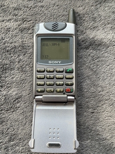 二手sony/索尼cmd-z18下翻盖手机,收藏怀旧经典情怀