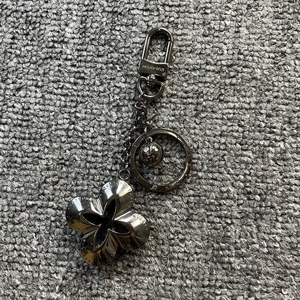 lv太阳花钥匙扣 专柜正品 几乎全新