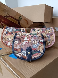 凯蒂小熊女包正品