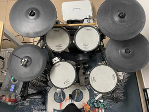 罗兰td25kv 换了17蓝牙音源跟kd10的地鼓锤头换成d