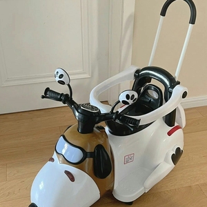 好乐美儿童遥控电动摩托车三轮车轻便手推车小孩充电婴宝宝可坐玩