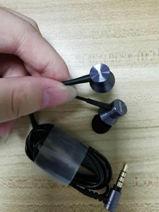 万魔 1more e1009活塞耳机风尚版