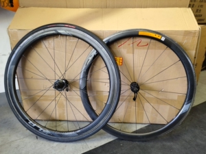 捷安特slr2碳纤维轮组,42框高,圈刹700c