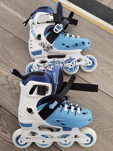 斯凯汀轮滑鞋儿童c1