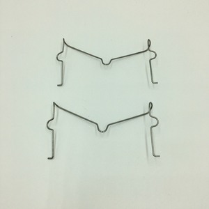 适用丰田霸道lc120 150普拉多前刹车片回位卡簧弹簧前后