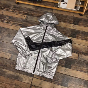 nike银色反光材料长袖外套,m码