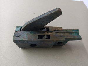 弩机配件 老物件   是一个单价  一共两个 售出不退不换