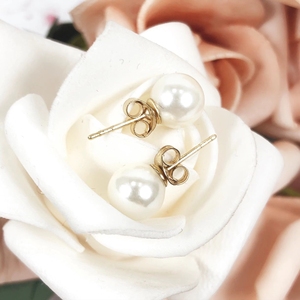 misaki珍珠耳钉,成色近新搁置,项链尺寸约42cm,有盒