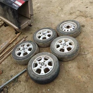 雪佛兰乐驰 轮胎轮毂 一套 原装拆车 七八成新 需要配件咨询