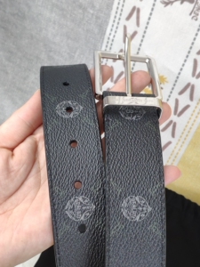 berluti皮带  伯尔鲁帝腰带,全新,宽3.2cm,长1