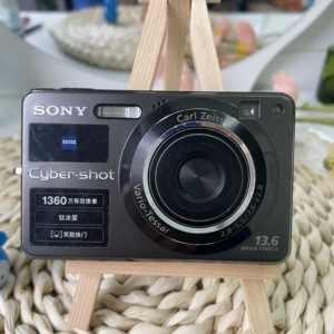 9新索尼w300 卡片机王 蔡司镜头
