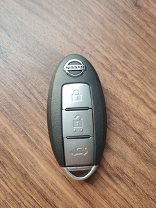 000人付款淘宝日产尼桑蓝鸟直板遥控钥匙,全新,遥控器手工匹配,车主