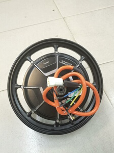 小牛直上九成新金宇星电机1200w,碟刹首选