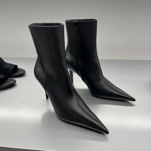 【国现】巴黎世家女靴 尖头高跟皮靴balenciaga靴子