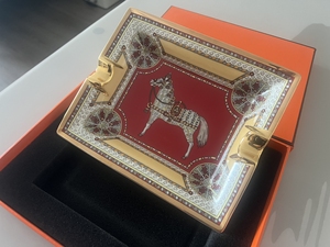 hermes雪茄烟灰缸欧式雕骨瓷珐琅彩手绘复古家居摆件雪茄烟