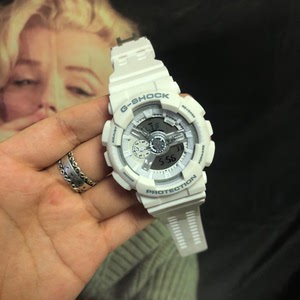 卡西欧gshock抬手灯