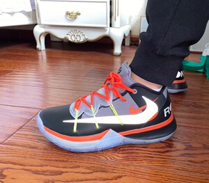 正品原盒 耐克kyrie 欧文5 联名全明星老友记夜反光3m_阿里巴巴找货