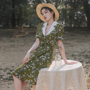 布拉吉港风连衣裙夏复古着vintage 70碎花法式茶歇裙9