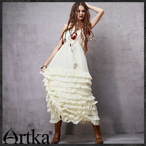 artka阿卡✨狂生记墨西哥蕾丝拼接压褶荷叶边吊带连衣裙。