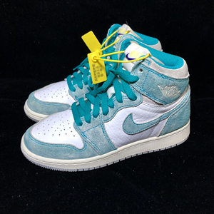 aj1蒂芙尼绿36码九成新