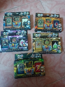 战斗王ex晶石   三合一套装     一套五件   数量不