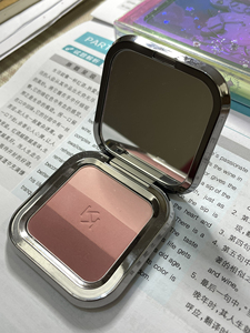 三色腮红kiko